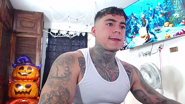 maxstroncm18's Webcam Show