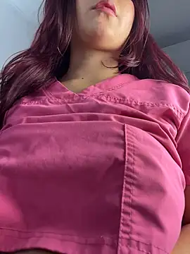 Nahomy_benet's Webcam Show