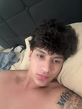 Pichiboy08 webkamerás műsora