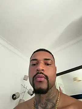 Show de THEUS22 na webcam