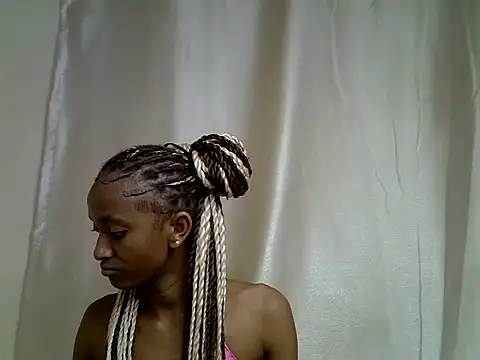 Chat XXX en directo de Qute_nipple