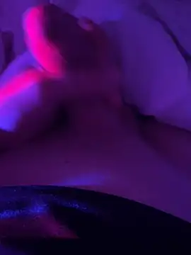 Edddddyyyy2211 Webcam show