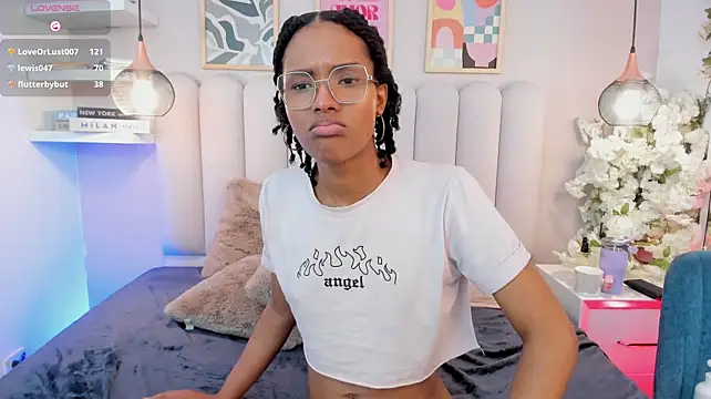Chat +18 de Megan__Hart_ ao vivo