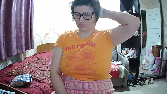 Jolinaha's Live XXX Chat