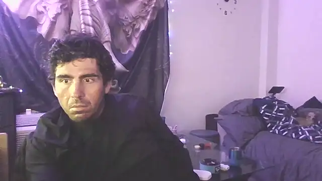 Show modela Minyogutz na web-kameri