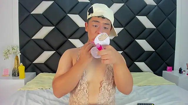 darian_lafortezaan Webbikameraesitys