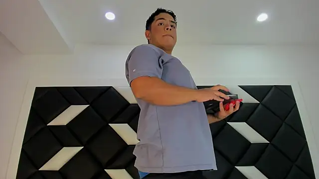 Webkamerová show darian_lafortezaa