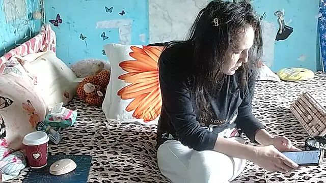 brighteyes77's Live XXX Chat