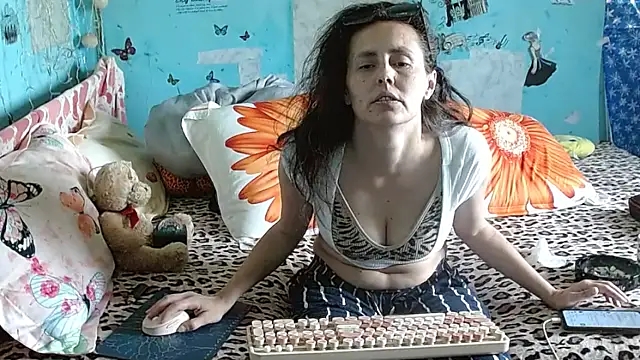 brighteyes77 Chat XXX in diretta