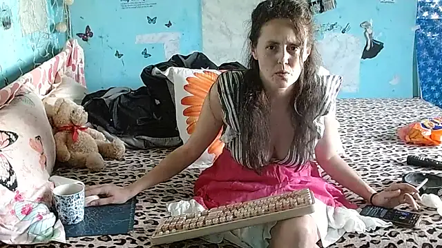 XXX chat uživo modela brighteyes77