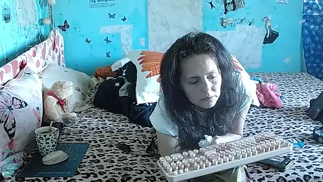 brighteyes77 – Naživo XXX chat