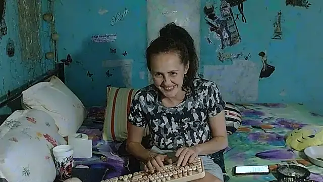 brighteyes77 XXX чат на живо