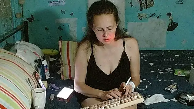 brighteyes77 – Naživo XXX chat
