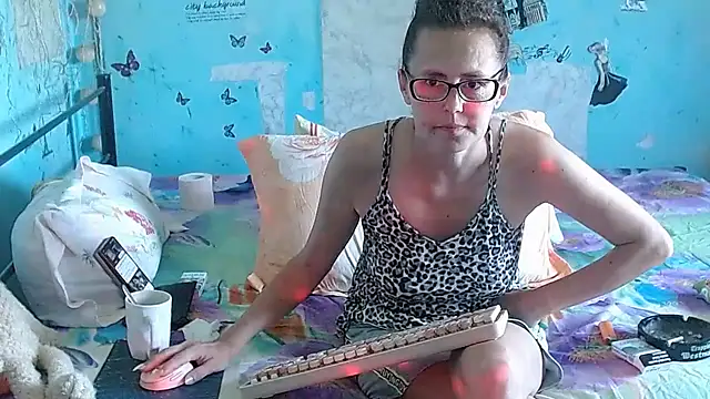 brighteyes77 – Naživo XXX chat