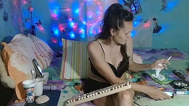 Chat XXX en directo de brighteyes77