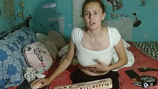 brighteyes77 live XXX chat