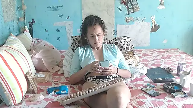 brighteyes77's Live XXX Chat