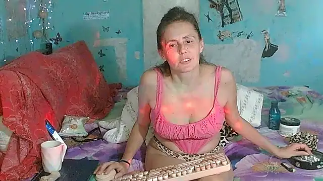 brighteyes77's Live XXX Chat