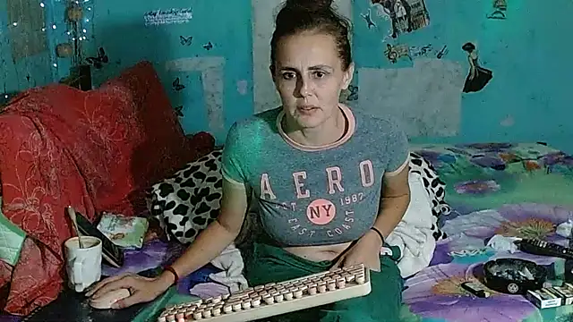 Chatroom XXX en direct de brighteyes77
