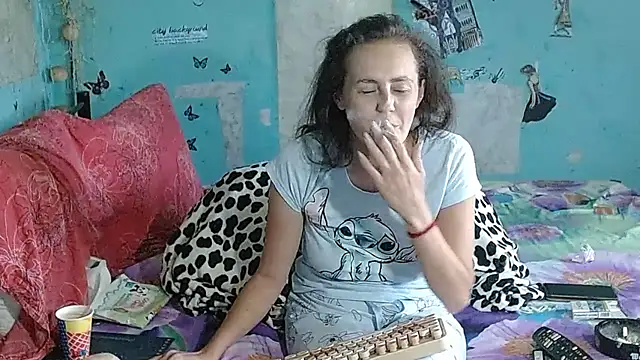 brighteyes77 live XXX chat