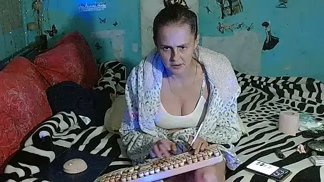 دردشة brighteyes77 الجنسية المباشرة
