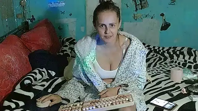 brighteyes77's Live XXX Chat