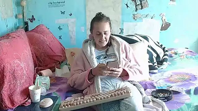 brighteyes77 XXX чат на живо