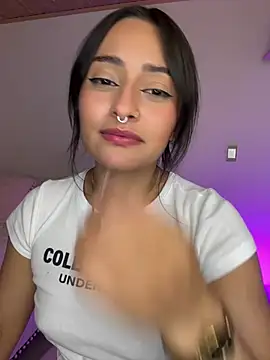 NandaVixen – webcam-show