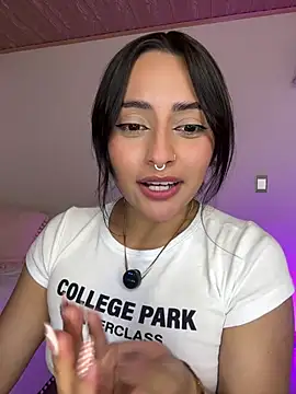 NandaVixen's Live XXX Chat