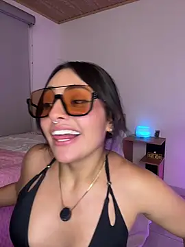 NandaVixen – Live XXX-chat