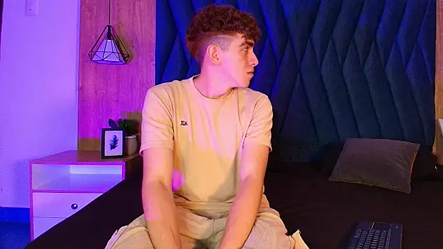 Tyler_Mcreyn Webbikameraesitys