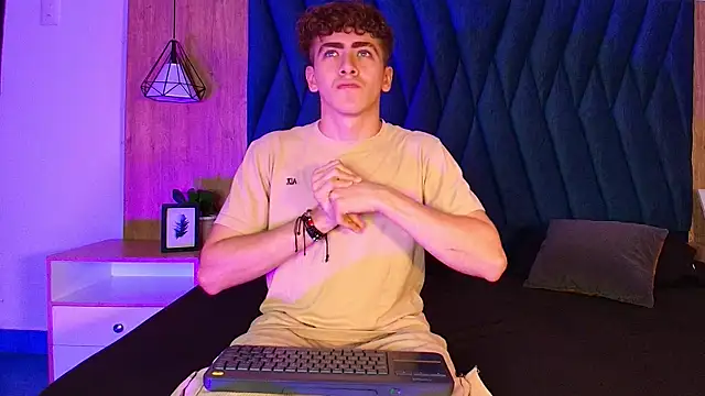 Tyler_Mcrey Webcamshow