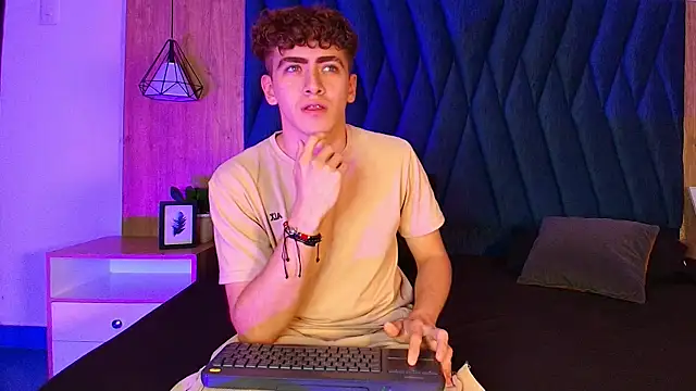 Tyler_Mcrey Webcam Show
