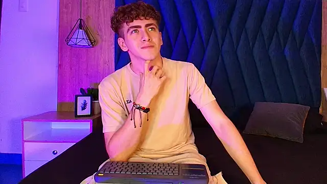 Tyler_Mcrey webkamerás műsora