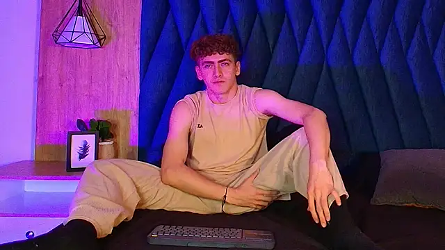 Show de Tyler_Mcrey na webcam