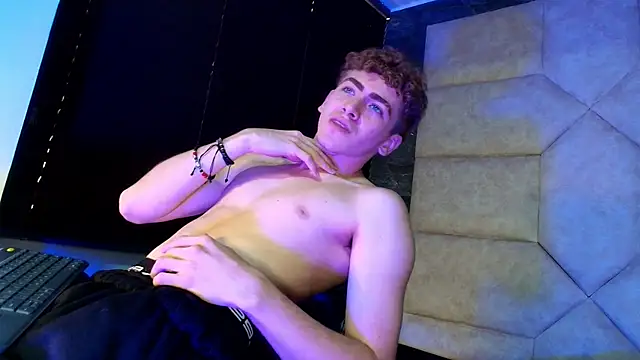 Tyler_Mcrey webcam show