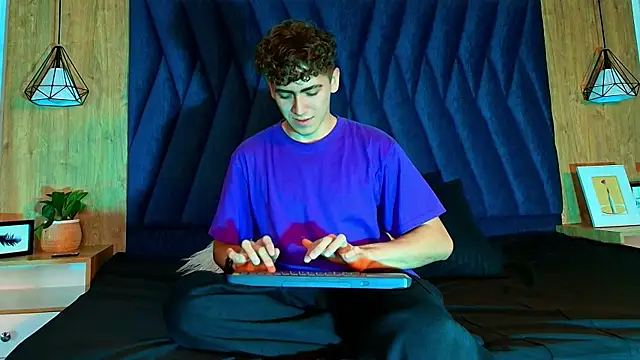Tyler_Mcreyn Webbikameraesitys