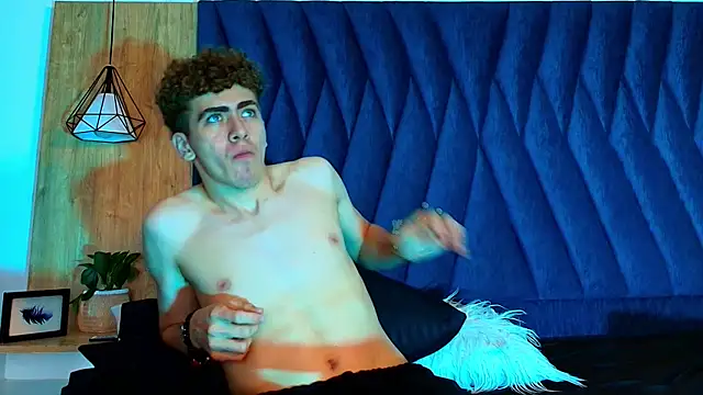 Tyler_Mcrey Webcam-Show