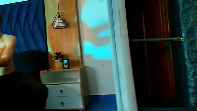 Tyler_Mcrey Webcam-Show