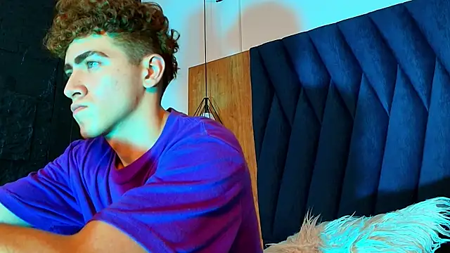 Tyler_Mcrey Show Webcam