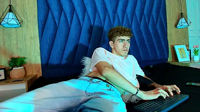 Tyler_Mcrey – webcam-show