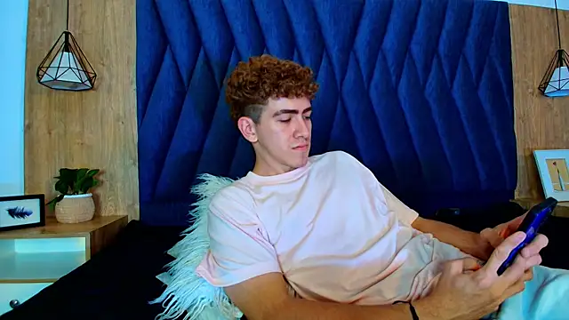 Tyler_Mcrey's Webcam Show