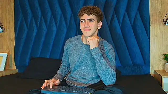 Tyler_Mcrey webcam show