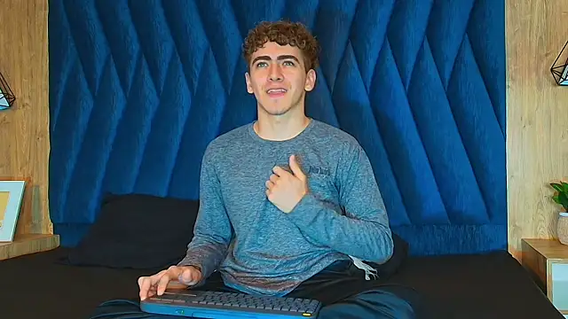 Tyler_Mcrey's Webcam Show