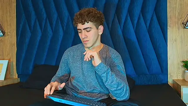 Tyler_Mcrey's Webcam Show
