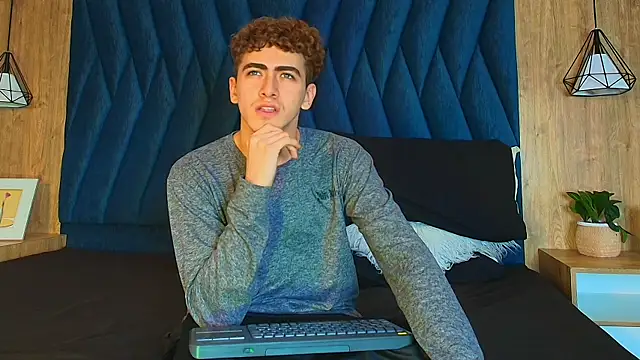 Tyler_Mcrey's Webcam Show