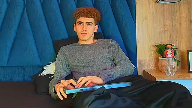 Tyler_Mcrey's Webcam Show