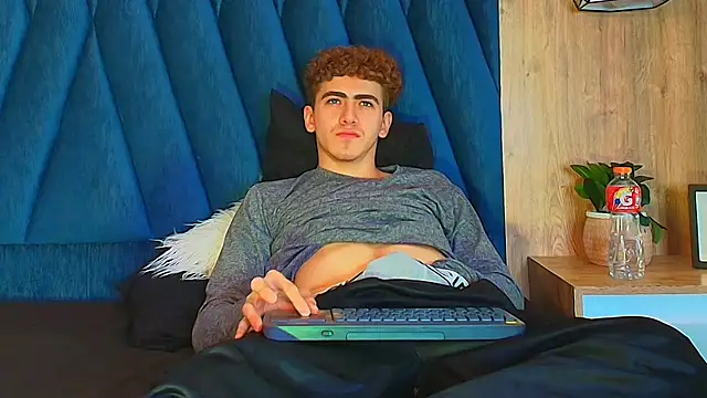 Tyler_Mcrey's Webcam Show