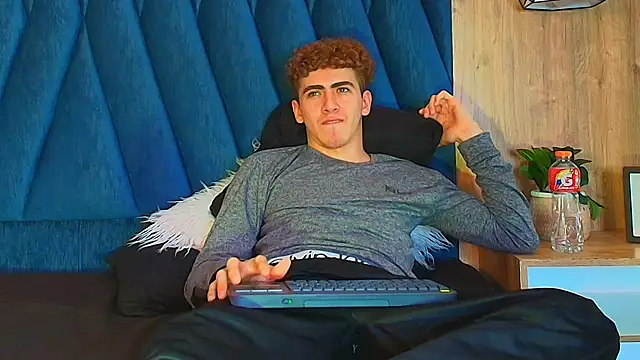 Tyler_Mcreyn Webbikameraesitys
