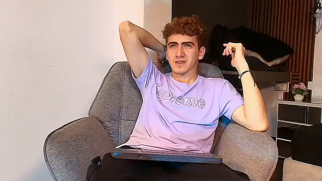 Tyler_Mcrey Webcam-Show